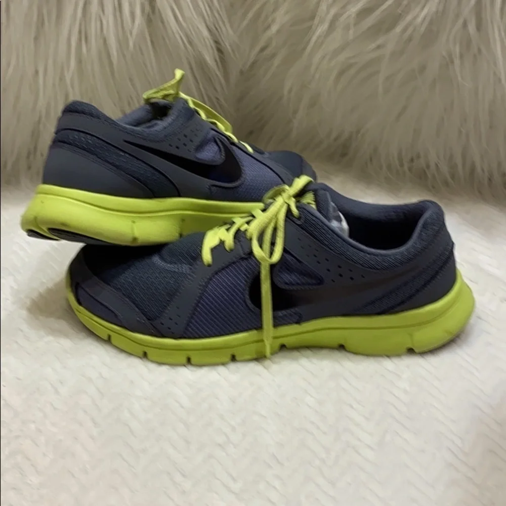 𝅺Nike Flex Experience Run 2 SlateVolt Running shoes SZ 9